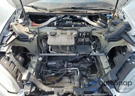 2015 Tesla Model S из США, поврежденный, VIN 5YJSA1E26JF273534